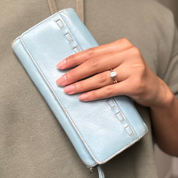 HOBO Rider Leather Wallet Blue, Continental Wallet, Magnet and Zipper Closure - Picture 2 of 9